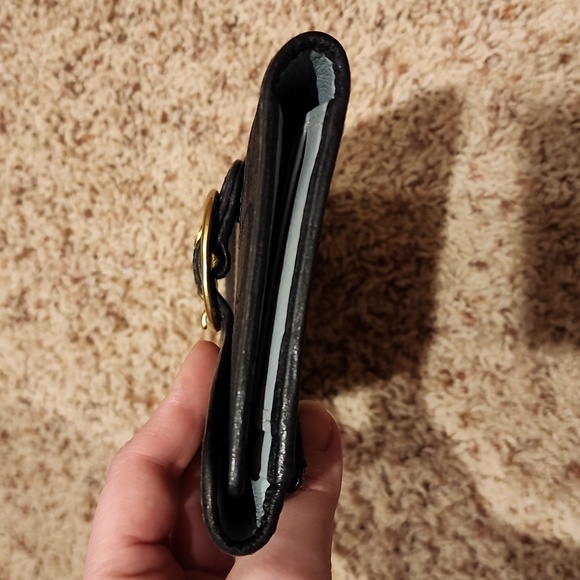 GUC Coach Wallet - Picture 7 of 8